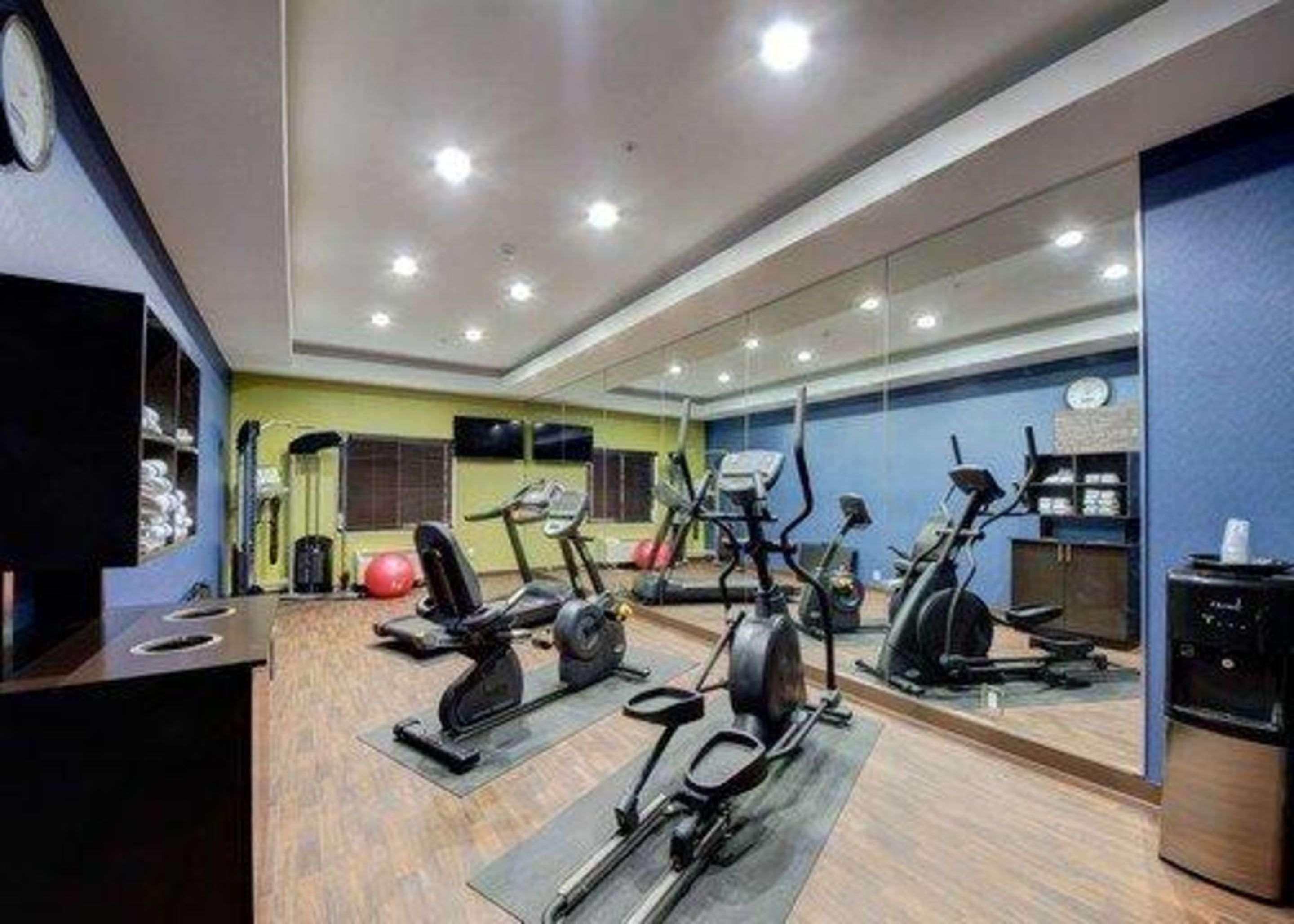 Comfort Inn & Suites Tulsa I-44 West - Rt 66 Oakhurst Εξωτερικό φωτογραφία