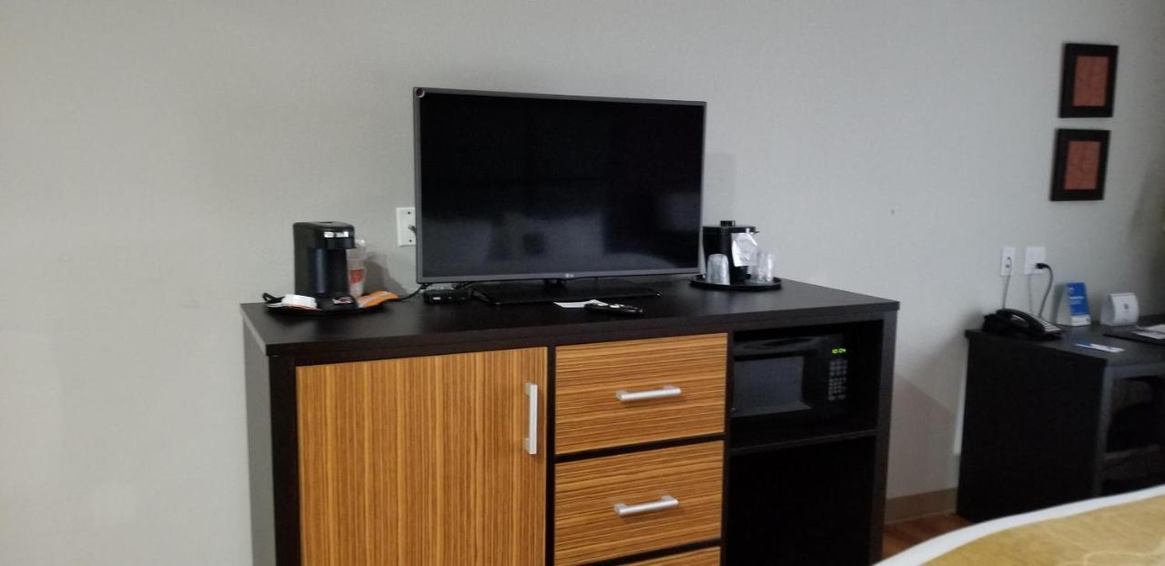 Comfort Inn & Suites Tulsa I-44 West - Rt 66 Oakhurst Εξωτερικό φωτογραφία